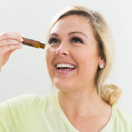 dōTERRA Frankincense Touch for your skin - Ora Leaders